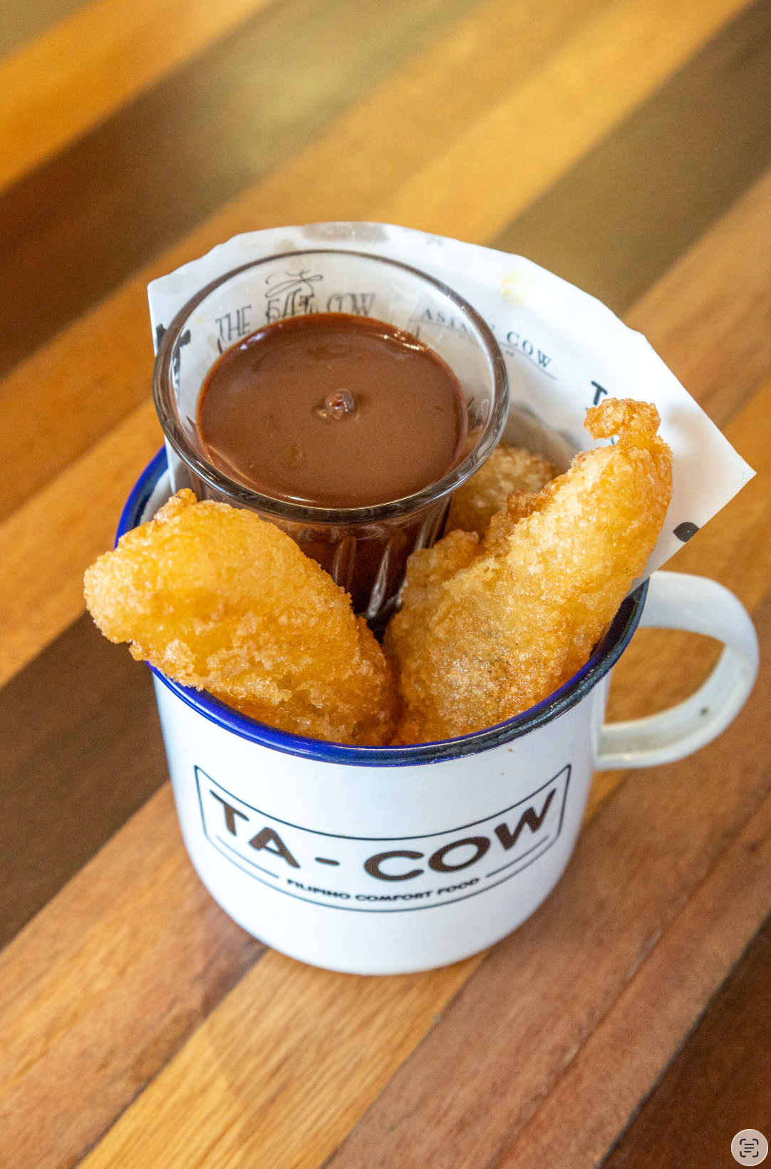 Bicho Bicho Churros with Tableya Fudge